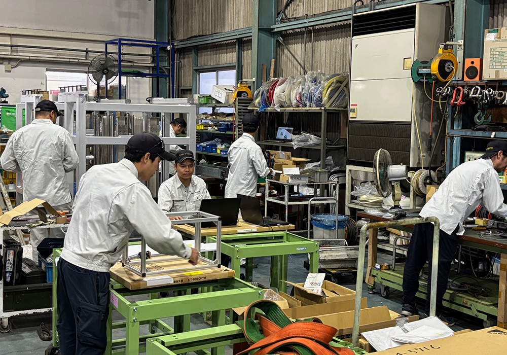 機械設計製造スタッフ